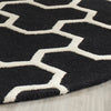 Safavieh Cambridge 146 Black/Ivory Area Rug Detail