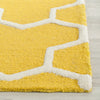Safavieh Cambridge 146 Gold/Ivory Area Rug Detail