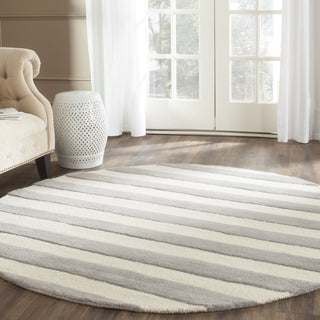 Safavieh Cambridge 154 Grey/Ivory Area Rug Room Scene