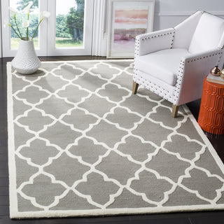 Safavieh Cambridge 312 Dark Grey/Ivory Area Rug Room Scene Feature