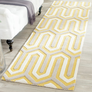 Safavieh Cambridge 351 Gold/Grey Area Rug Room Scene