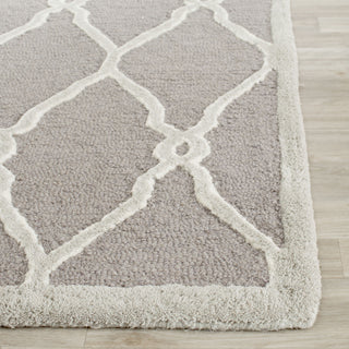 Safavieh Cambridge 352 Dark Grey/Ivory Area Rug Detail