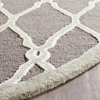 Safavieh Cambridge 352 Dark Grey/Ivory Area Rug Detail