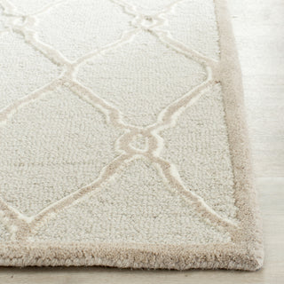 Safavieh Cambridge 352 Light Grey/Ivory Area Rug Detail