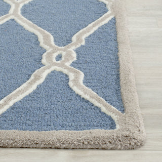 Safavieh Cambridge 352 Navy/Ivory Area Rug Detail