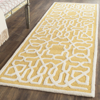 Safavieh Cambridge 570 Gold/Ivory Area Rug Room Scene