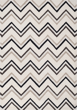 Safavieh Cambridge 581 Ivory/Black Area Rug Main