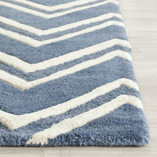 Safavieh Cambridge 581 Navy/Ivory Area Rug Detail