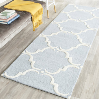 Safavieh Cambridge 703 Blue/Ivory Area Rug Room Scene