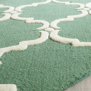 Safavieh Cambridge 703 Teal/Ivory Area Rug Detail