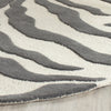 Safavieh Cambridge 709 Ivory/Dark Grey Area Rug Detail