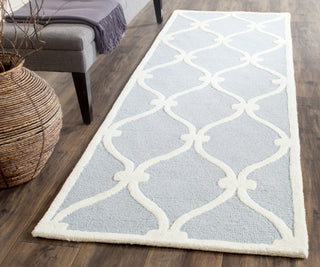 Safavieh Cambridge 710 Blue/Ivory Area Rug Room Scene Feature