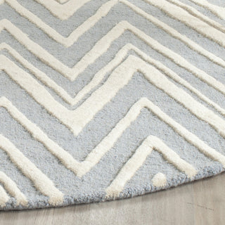 Safavieh Cambridge 711 Blue/Ivory Area Rug Detail