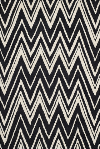 Safavieh Cambridge 711 Black/Ivory Area Rug main image