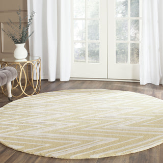 Safavieh Cambridge 711 Light Gold/Ivory Area Rug Room Scene Feature