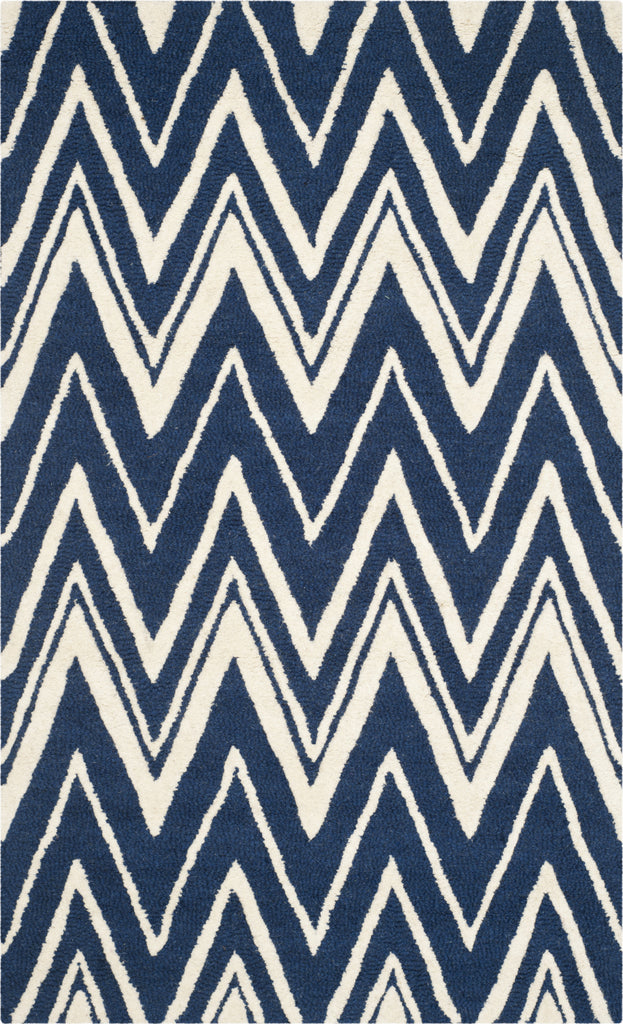 Safavieh Cambridge 711 Navy/Ivory Area Rug main image