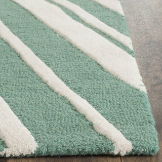 Safavieh Cambridge 711 Teal/Ivory Area Rug Detail