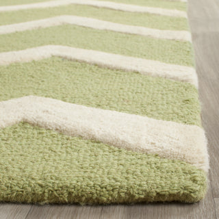 Safavieh Cambridge 714 Green/Ivory Area Rug Detail