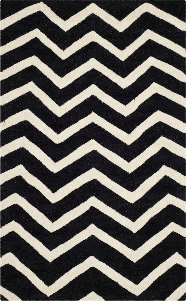 Safavieh Cambridge 714 Black/Ivory Area Rug main image