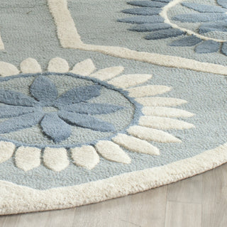 Safavieh Cambridge 715 Blue/Ivory Area Rug Detail