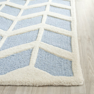 Safavieh Cambridge 718 Blue/Ivory Area Rug Detail