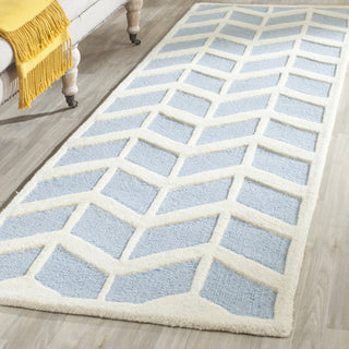 Safavieh Cambridge 718 Blue/Ivory Area Rug Room Scene