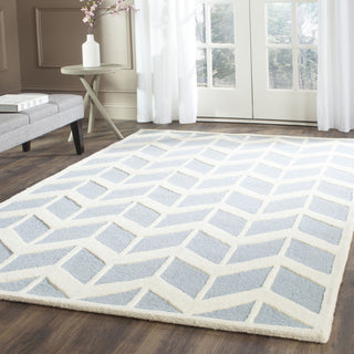 Safavieh Cambridge 718 Blue/Ivory Area Rug Room Scene Feature