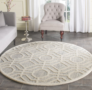 Safavieh Cambridge 726 Light Grey/Ivory Area Rug Room Scene Feature