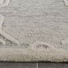 Safavieh Cambridge 728 Light Grey/Ivory Area Rug Detail
