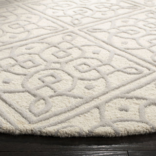 Safavieh Cambridge 731 Ivory/Grey Area Rug Detail