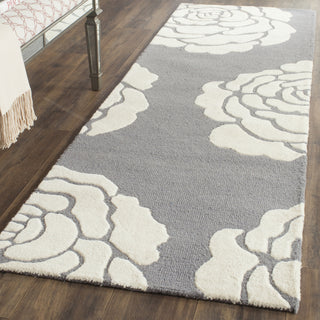 Safavieh Cambridge 782 Dark Grey/Ivory Area Rug Room Scene