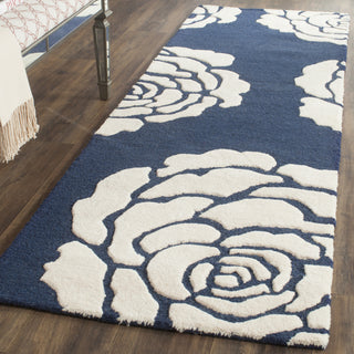 Safavieh Cambridge 782 Navy/Ivory Area Rug Room Scene