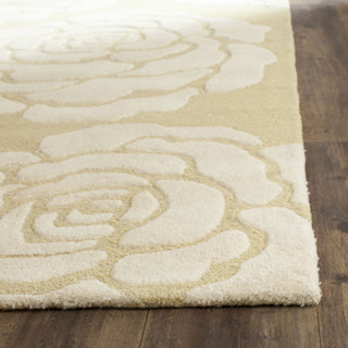 Safavieh Cambridge 782 Light Gold/Ivory Area Rug Detail