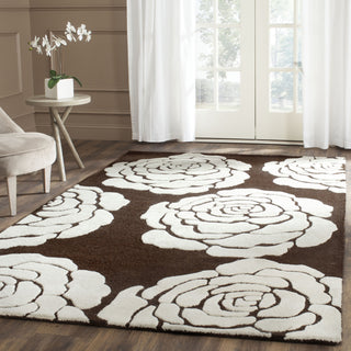 Safavieh Cambridge 782 Brown/Ivory Area Rug Room Scene Feature