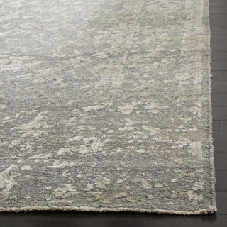 Safavieh Centennial CEN202 Light Grey/Dark Grey Area Rug Detail