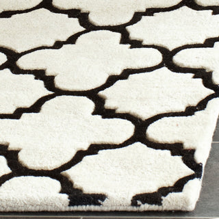 Safavieh Chatham Cht717 Ivory/Black Area Rug Detail