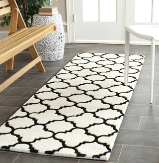 Safavieh Chatham Cht717 Ivory/Black Area Rug Room Scene Feature