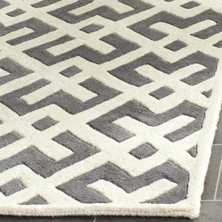 Safavieh Chatham Cht719 Dark Grey/Ivory Area Rug Detail