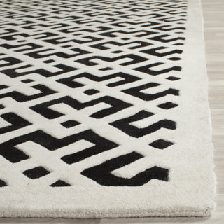 Safavieh Chatham Cht719 Black/Ivory Area Rug Detail