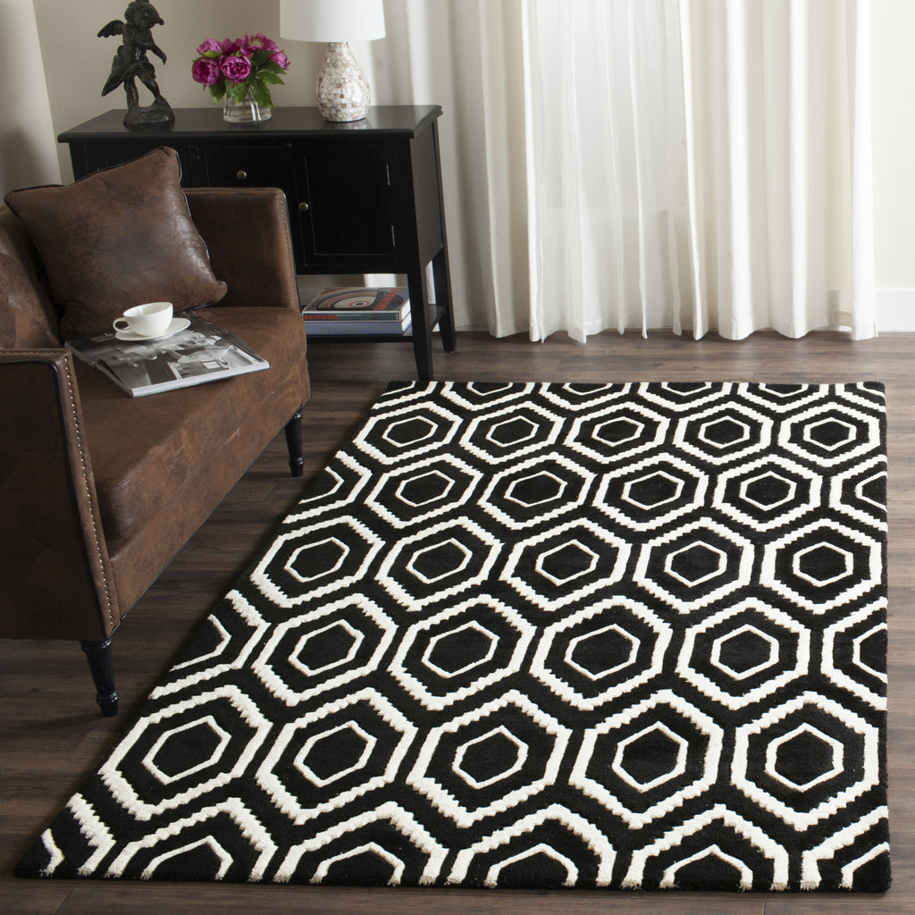 Safavieh Chatham Black/Ivory Area Rug – Incredible Rugs and Decor