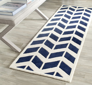 Safavieh Chatham 746 Dark Blue/Ivory Area Rug Room Scene