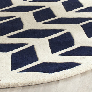 Safavieh Chatham 746 Dark Blue/Ivory Area Rug Detail