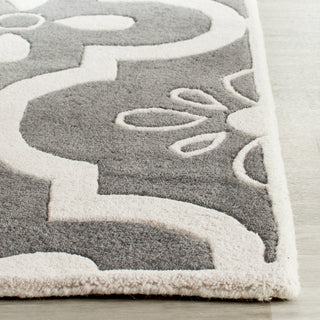 Safavieh Chatham 751 Dark Grey/Ivory Area Rug Detail