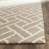 Safavieh Chatham 757 Beige/Ivory Area Rug Detail