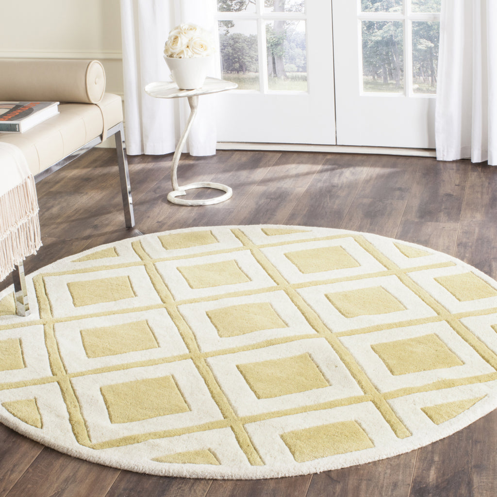 Safavieh Chatham 759 Gold/Ivory Area Rug Room Scene Feature