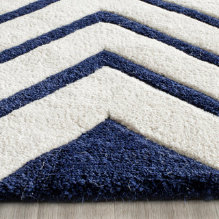 Safavieh Chatham 760 Dark Blue/Ivory Area Rug Detail