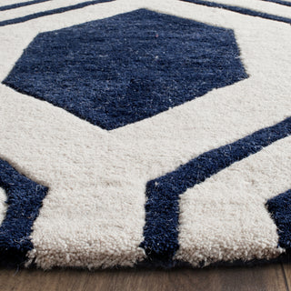 Safavieh Chatham 760 Dark Blue/Ivory Area Rug Detail