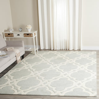 Safavieh Chatham 762 Grey/Ivory Area Rug Room Scene Feature