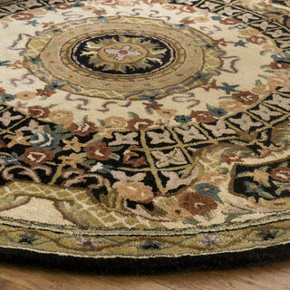 Safavieh Classic Cl304 Black/Gold Area Rug Detail