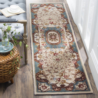 Safavieh Classic Cl304 Ivory/Light Blue Area Rug Room Scene